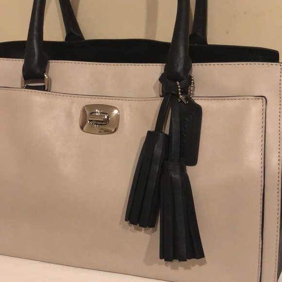 Coach Legacy Two Tone Haley Satchel - Picture 4 of 8